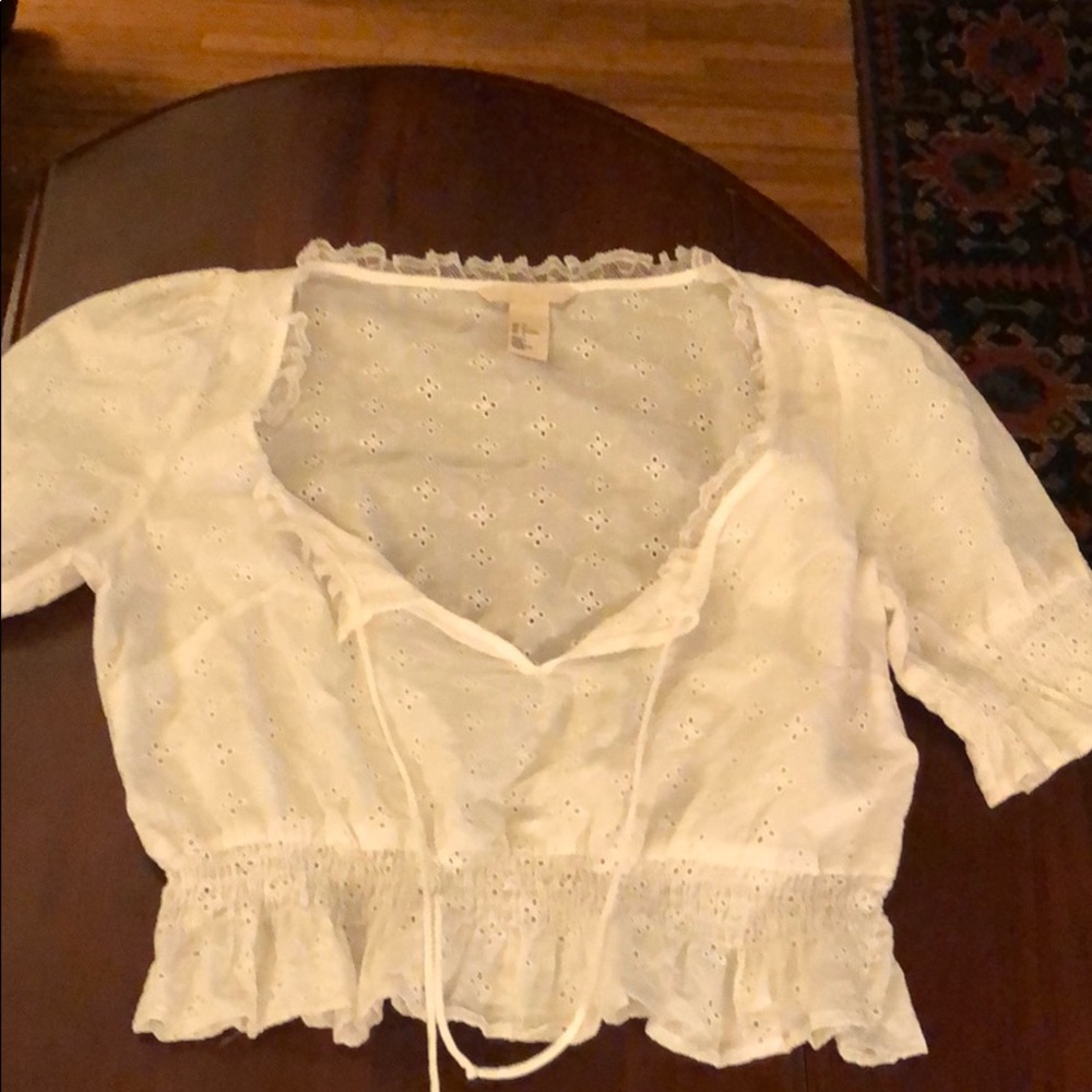 Summery white crochet H&M top short sleeves size 6